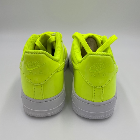 Nike Air Force 1 LV8 UV Women’s Shoes - Picture 4 of 8